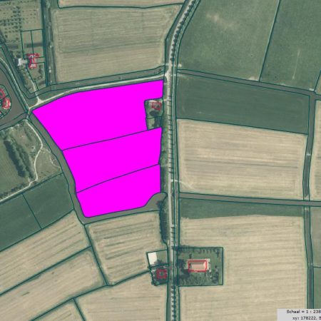 Mantgum, 5.16.25 hectare kleigrond (verkocht)