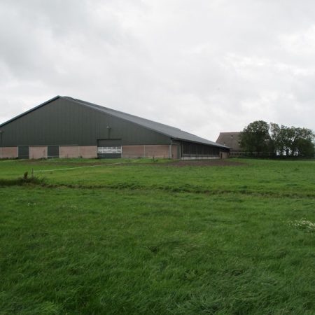 Hitzum, prachtig mooi modern melkveebedrijf op ruim 111 hectare (verkocht).